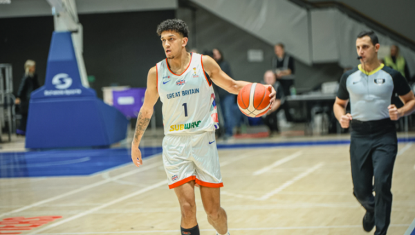 Didžiosios Britanijos rinktinė pranoko islandus ir tapo grupės lyderiais (Kiti rezultatai)