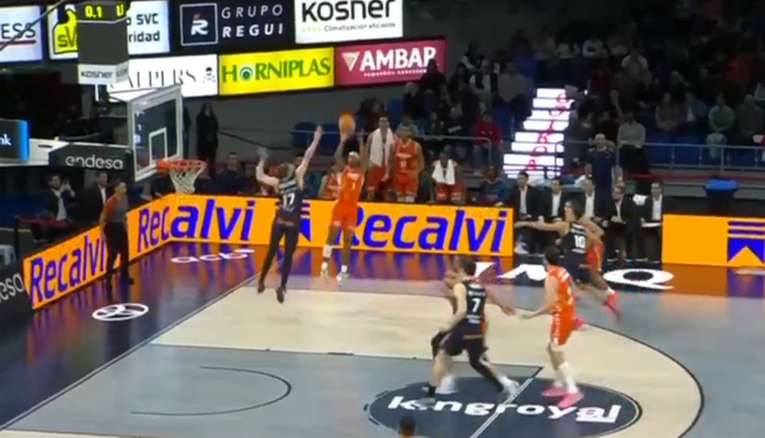 Eurolygos klubų dvikovoje Ispanijoje – itin dramatiška lietuviškos „Baskonia“ nesėkmė