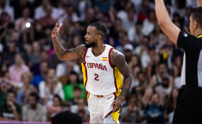 „Emporio Armani“ ieško naujo gynėjo (L. Brownas vėl patyrė traumą)