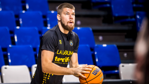 Tenerifėje rungtyniaujantis R. Giedraitis atskleidė, kodėl nepateko į „Žalgirį“