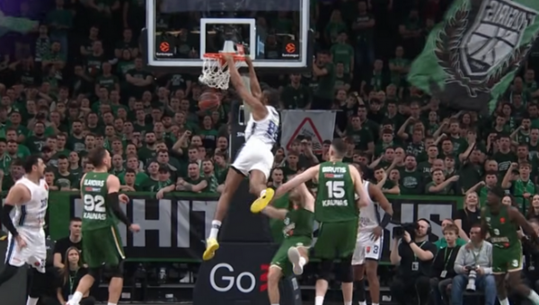 Tarp gražiausių Eurolygos turo epizodų – trys „Anadolu Efes“ dėjimai į „Žalgirio“ krepšį