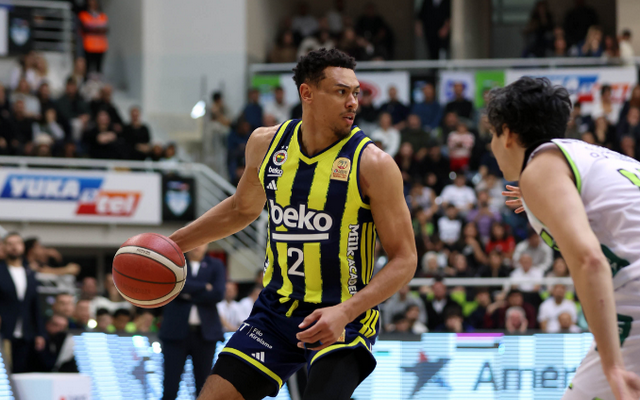 Turkijos lygos vidutiniokai sutriuškino Š. Jasikevičiaus auklėtinius