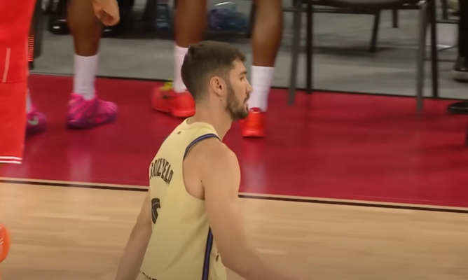 W. Clyburną ilgam praradusi „Barcelona“ triumfavo katalonų derbyje