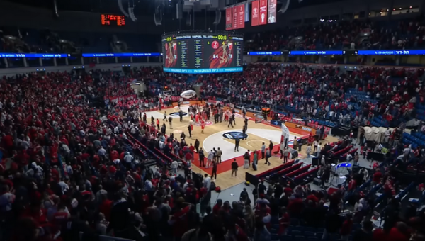 Eurolygos rungtynės tarp „Hapoel“ ir „Anadolu Efes“ vyks kitoje šalyje