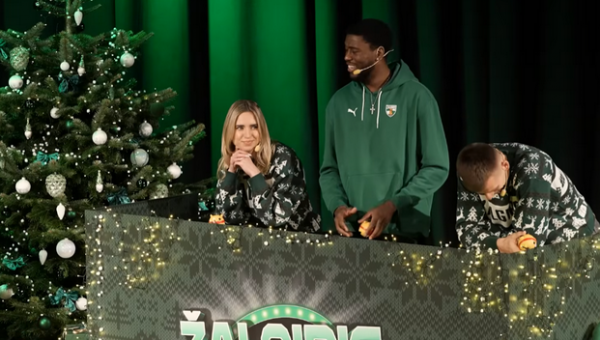 „Žalgirio“ krepšininkai susigrūmė kalėdiniame protmūšyje (VIDEO)