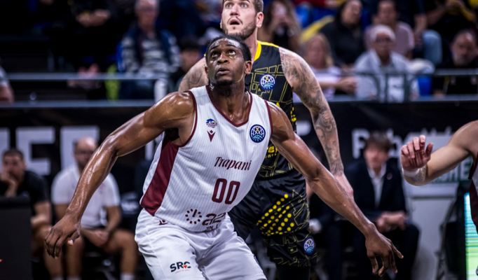 ASVEL vilioja P. Eboua