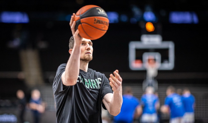 L. Birutis galėjo išvykti iš „Žalgirio“: aukštaūgis atsisakė kitos Eurolygos ekipos pasiūlymo