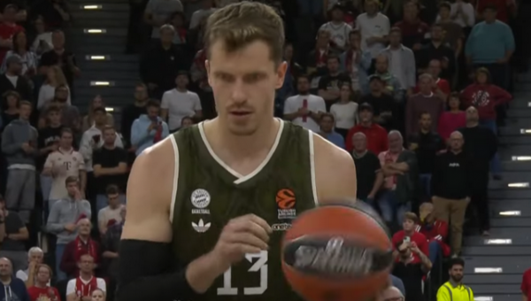 A. Obstas sužaidė karjeros rungtynes, o „Bayern“ palaužė „Baskonia“