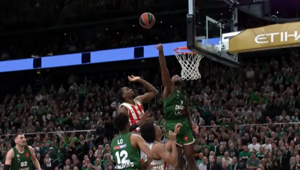 Tarp gražiausių Eurolygos turo epizodų – efektingi M. Wrighto blokai (VIDEO)