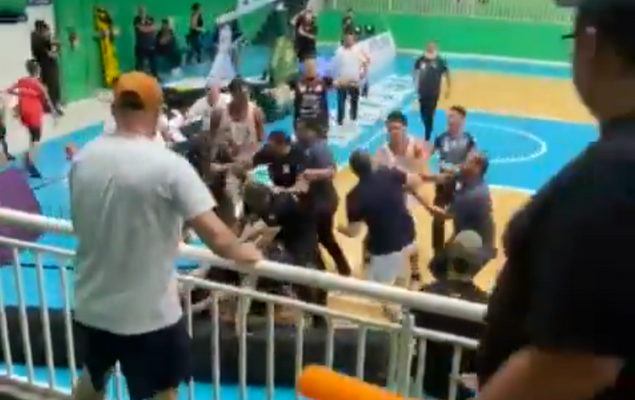 Brazilijos čempionato rungtynėse buvo užpultas vienas iš arbitrų (VIDEO)