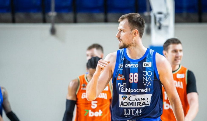 Dž. Slavinskas apie jonaviečių rezultatus: „Paskutinė vieta mūsų pajėgumo neatspindi“