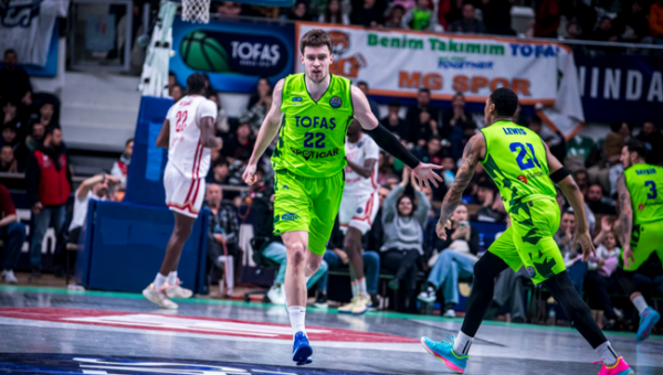 Įspūdingai žaidęs M. Blaževičius atvedė „Tofaš“ į Čempionų lygos „Top 16“