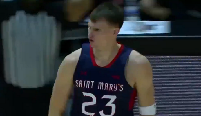 P. Murauskas vėl vedė komandą į pergalę NCAA 