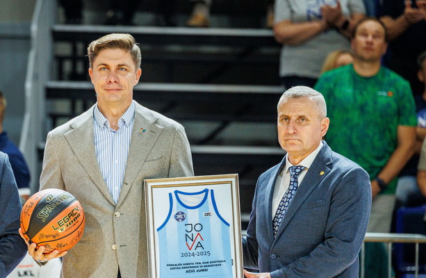 Jonavoje bręsta permainos: meras reikalauja naujo vadovo