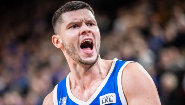 D. Tarolio ir R. Lomažo benefisas lėmė „Neptūno“ pergalę prieš „Lietkabelį“