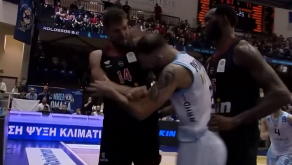 „Olympiacos“ nugalėjo „Kolossos“ ekipą, S. Vezenkovas buvo išvarytas (VIDEO)