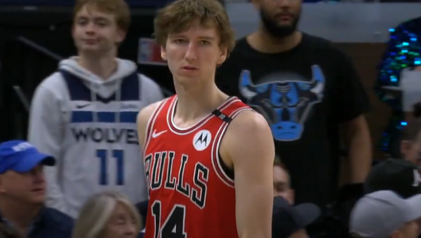 M. Buzelis buvo naudingas, bet „Bulls“ suklupo prieš „Lakers“ 