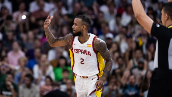 L. Brownas paliks „Emporio Armani“