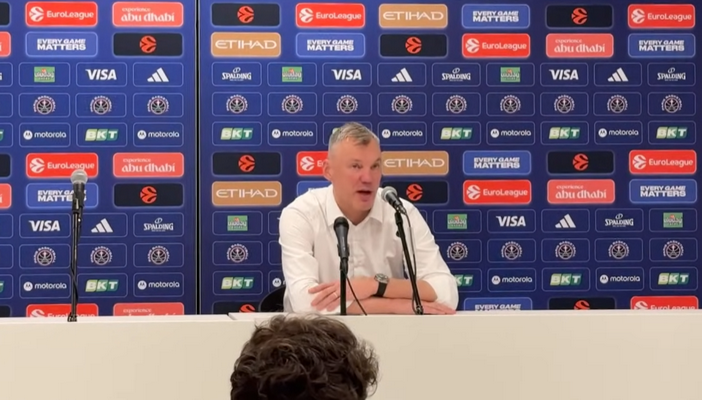 Pamatykite: Š. Jasikevičiaus pats pradėjo spaudos konferenciją (VIDEO)