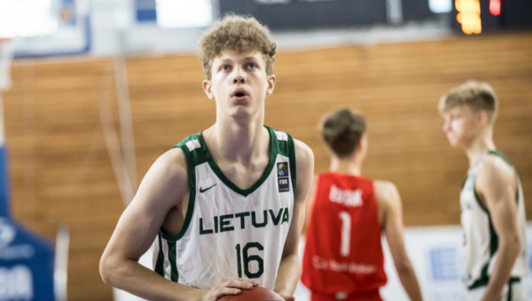 I. Štombergas pakviestas į prestižinę „Basketball Without Borders“ stovyklą