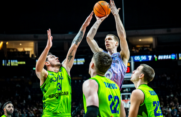 Dviejų centrų iš Lietuvos akistatoje – M. Echodo pergalė prieš M. Blaževičių