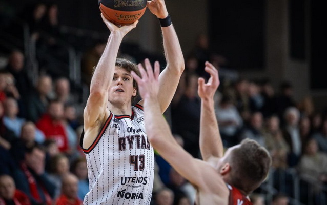 „Rytas“ vargo dėl pergalės Utenoje