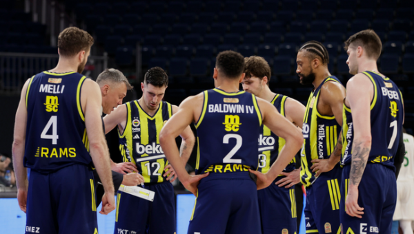 Š. Jasikevičiaus kariauna žengė į Turkijos taurės pusfinalį