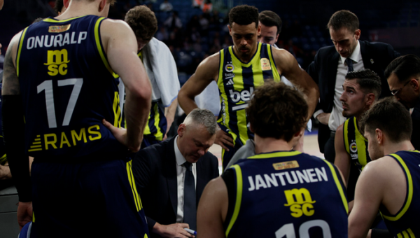 Š. Jasikevičiaus kariauna po atkaklios kovos žengė į taurės finalą