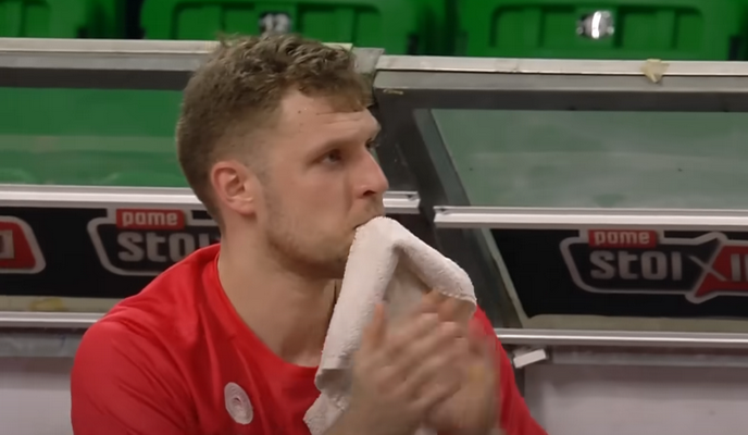 „Olympiacos“ turi problemų: žaisti negali S. Vezenkovas ir Th. Walkupas