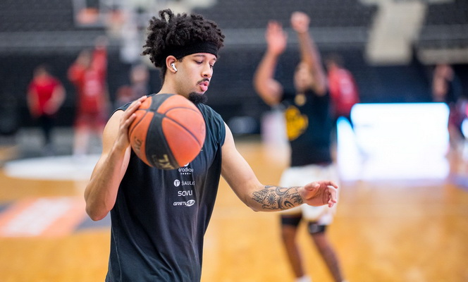 S. Fofana vilkės „Šiaulių“ marškinėlius ir kitą sezoną