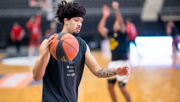 S. Fofana vilkės „Šiaulių“ marškinėlius ir kitą sezoną