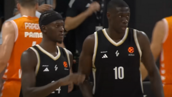 „Anadolu Efes“ namie krito prieš absoliučius Eurolygos autsaiderius