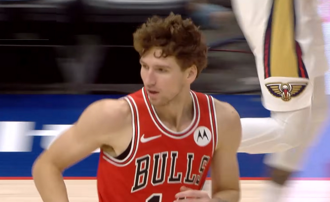 M. Buzelis dominavo, bet „Bulls“ pralaimėjo (K. Jakučionis prisidėjo prie „Heat“ pergalės)