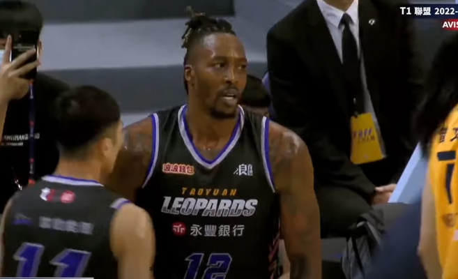 D. Howardas baigė krepšininko karjerą