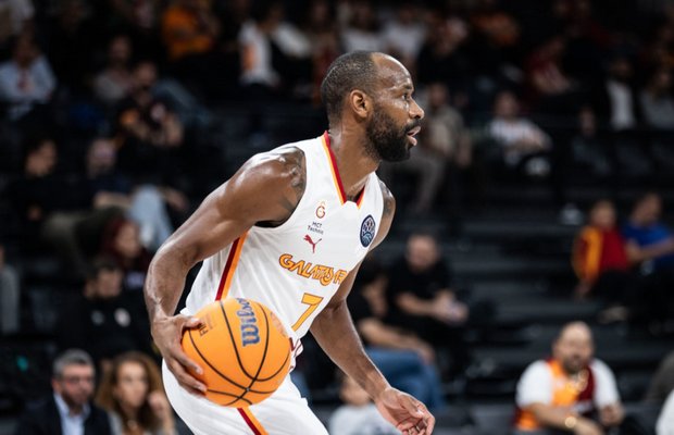 Naujienos iš „Galatasaray“: pristatytas naujokas, o W Cummingsui nustatyta diagnozė