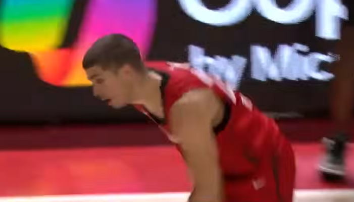 NBA neįsitvirtinęs serbas apsivilks „Crvena Zvezda“ marškinėlius