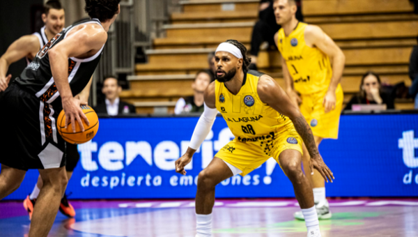 P. Millsas debiutavo Tenerifės gretose (R. Giedraitis žaidė rezultatyviai)