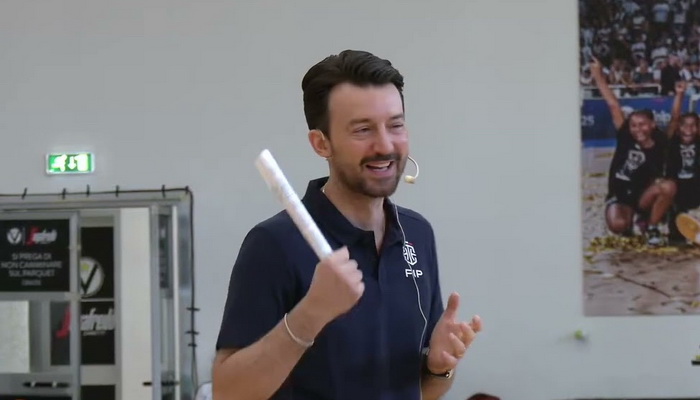 „Paris“ atleido trenerį (Ekipą treniruos jauniausias treneris Eurolygos istorijoje)