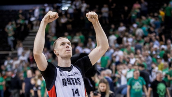 Oficialu: M. Echodas grįžta į „Rytą“