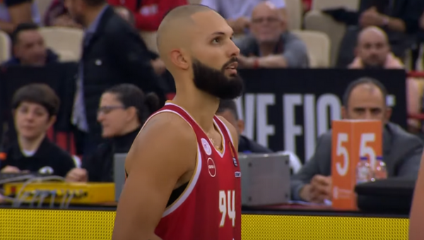 E. Fournier gali praleisti rungtynes su „Hapoel“