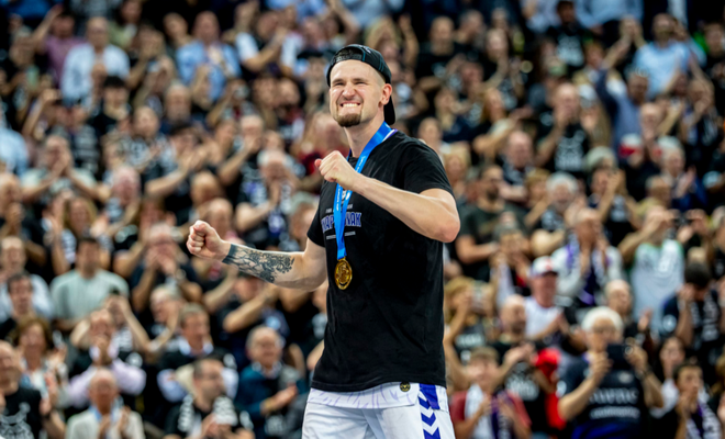 M. Normanto ekipa pranoko T. Dimšos klubą ir tapo FIBA Europos taurės čempionais