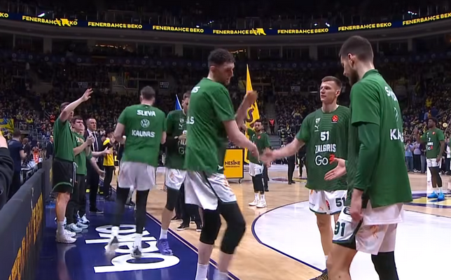 „Žalgirio“ fanai: „Reikėtų nusiimti rožinius akinius“