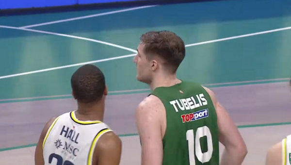 Išvyskite: įspūdingiausi trečiųjų Eurolygos ketvirtfinalio rungtynių epizodai (VIDEO)
