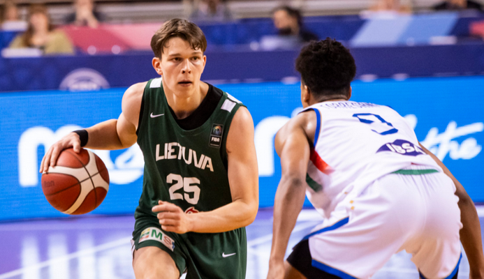 Į NCAA kelsis ir M. Laurenčikas