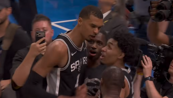 NBA Vakarų konferencijos finale – pergalingas „Spurs“ startas