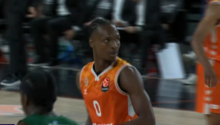„Panathinaikos“ tikisi prisivilioti „Valencia“ gynėją