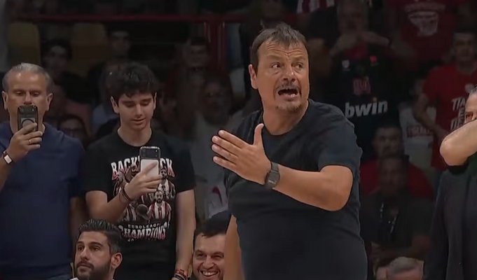 „Olympiacos“ dar kartą palaužė „Panathinaikos“ (E. Atamanas buvo išvytas)