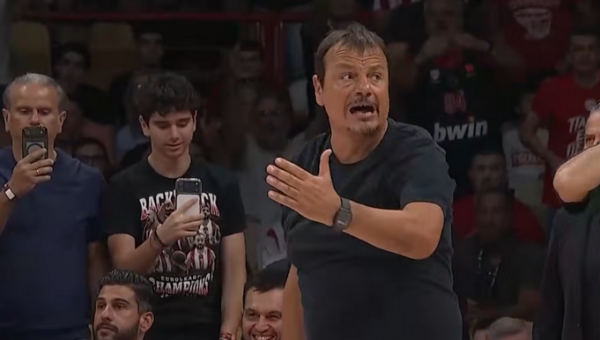 „Olympiacos“ dar kartą palaužė „Panathinaikos“ (E. Atamanas buvo išvytas)