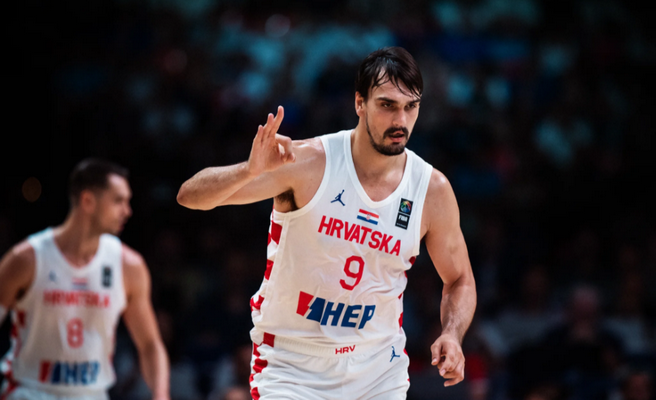 D. Šaričius po 9 metų NBA grįžta į „Anadolu Efes“ (Lieka ir J. Loydas)