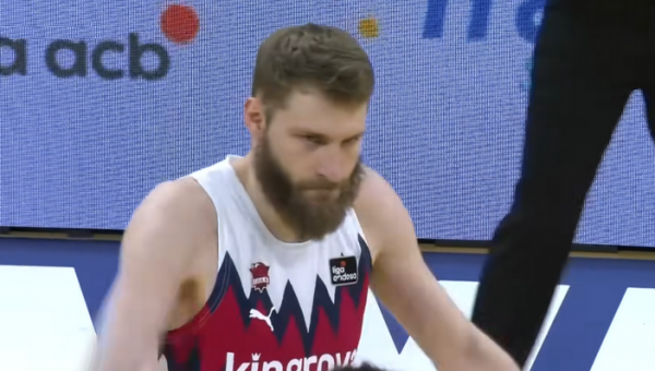 Oficialu: G. Radzevičius palieka „Baskonia“ gretas